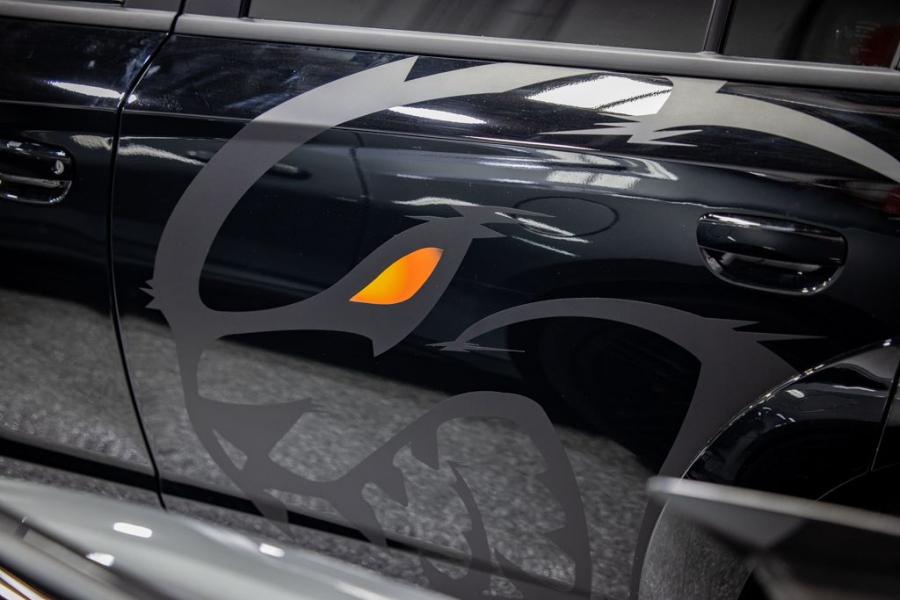 Детали экстерьера Dodge Charger Hellcat Widebody by Dream Giveaway 2020 года  (фото 4 из 19)